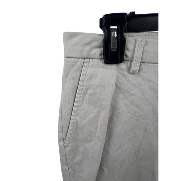 Saltwater Izod NWT Mens 9.5''' Twill Stretch Shorts Sz 42 Beige Gorpcore Outdoor - Picture 16 of 16